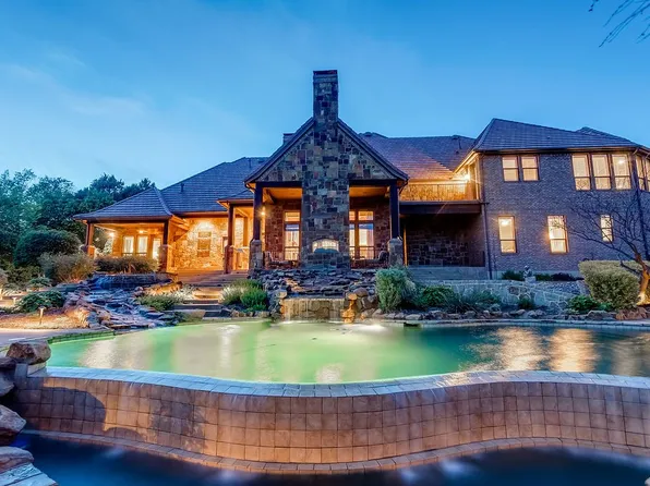 5600 Southern Hills Ct, Flower Mound, TX 75022