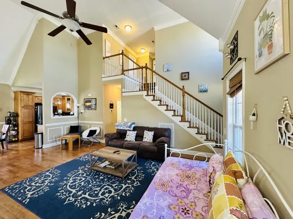 8412 Sophie Ln, Ooltewah, TN 37363