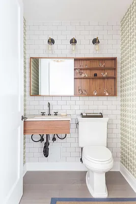 Sold by Compass | media 18