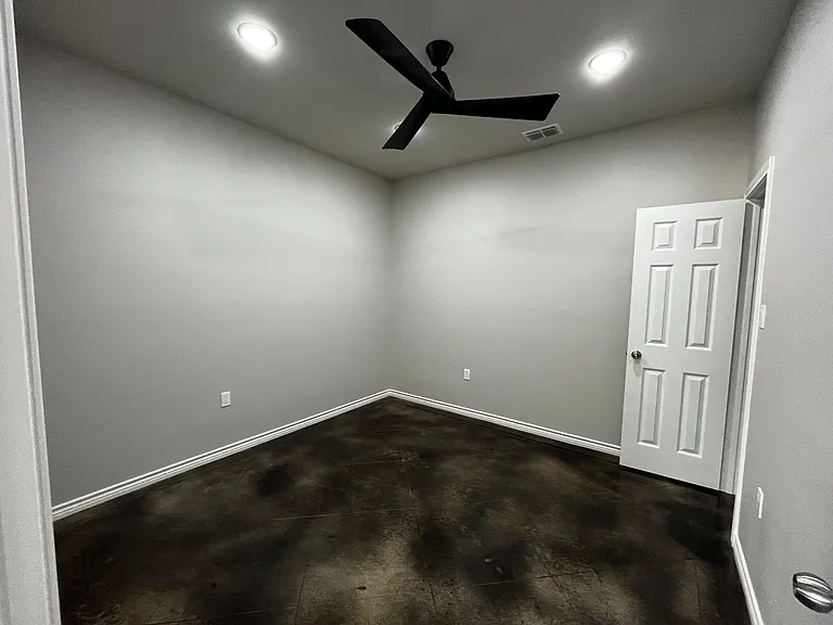705 County Road 326 E — Photo 22