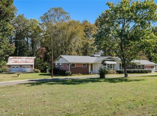 4009 Groometown Rd, Greensboro, NC 27407