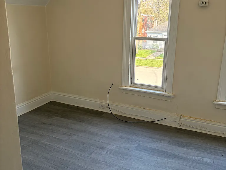 312 Hill St — Photo 15