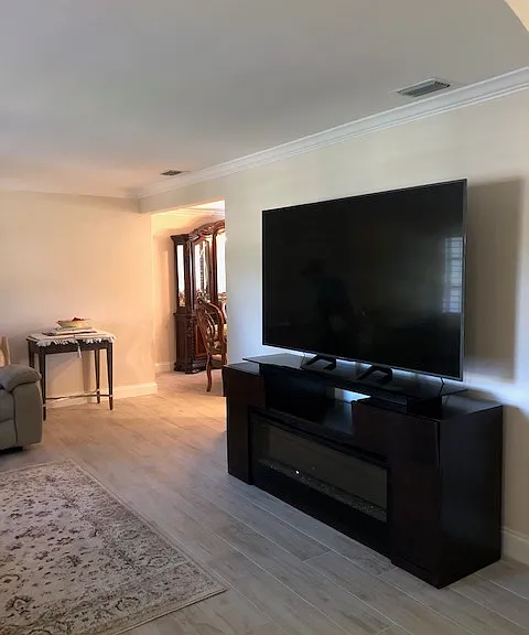 3301 San Carlos St — Photo 9