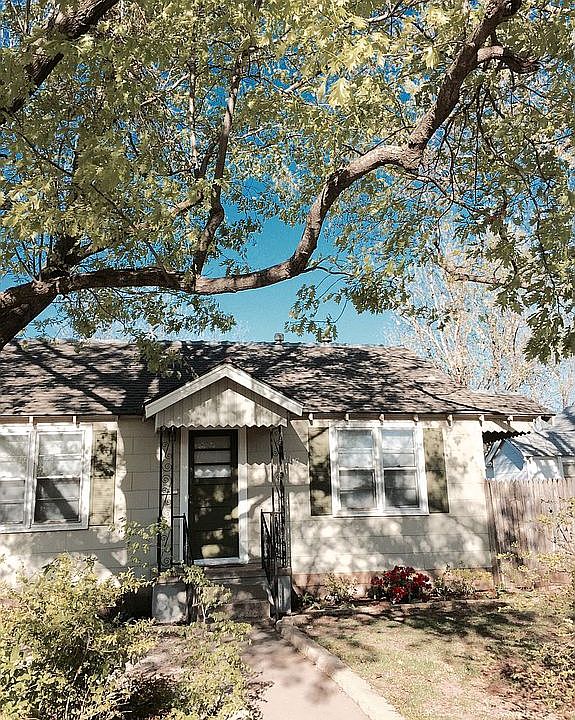 1st image of 117 S Stewart Ave