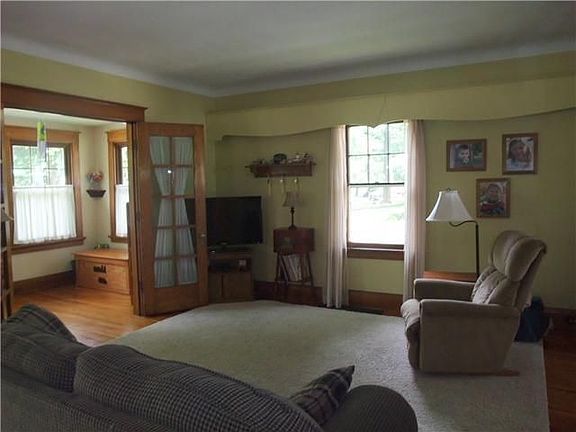 Living Room 19x15