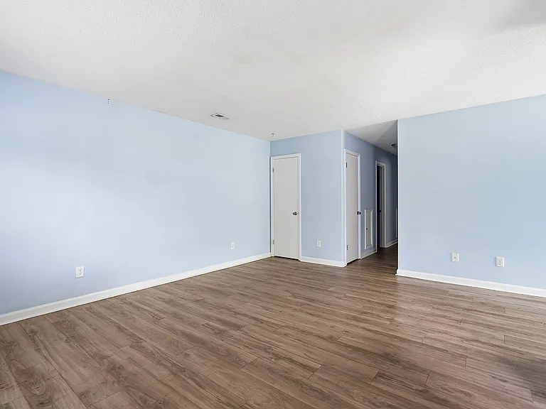 1451 Turkey Ridge Dr #D — Photo 19