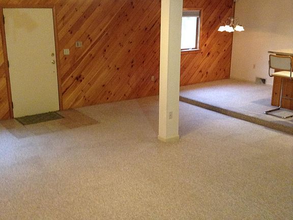 4th image of 22 Lily Ln #2