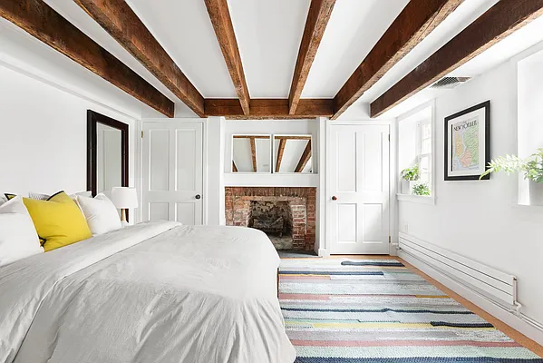 Sold by Compass | media 35