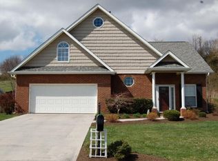 511 Eaton Village Trce, Lenoir City, TN 37771