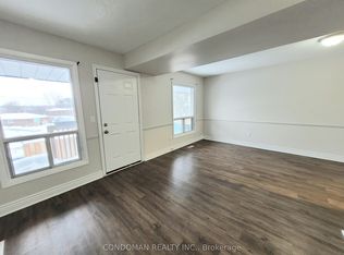 477 Dean Ave #15, Oshawa, ON L1H 3E4