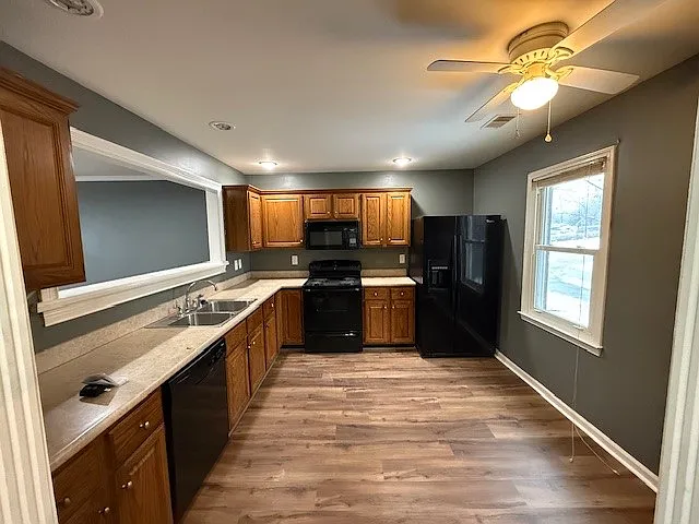 4733 Hartland Pkwy — Photo 7