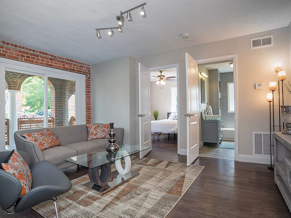 1st image of 524 Maple Blvd APT 4