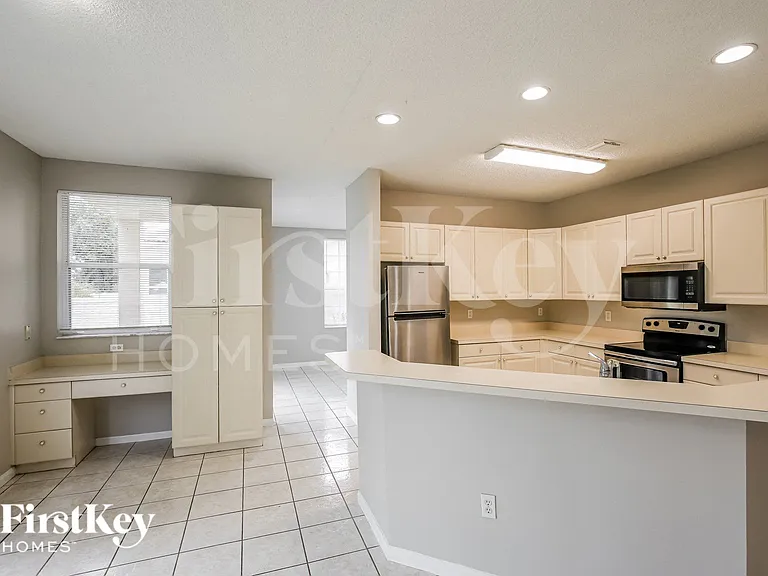 1436 NW 159th Ln — Photo 8