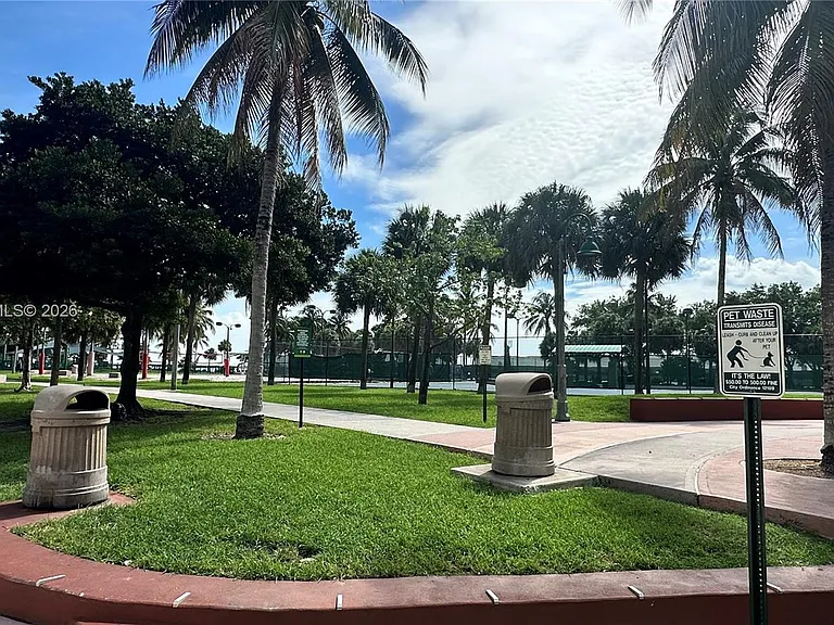 1750 N Bayshore Dr #2607 — Photo 17