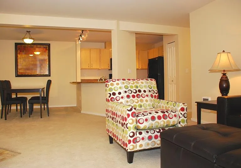 Chianti Apartments — Photo 10