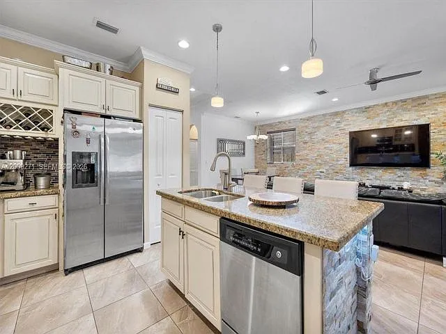 25280 SW 119th Ave — Photo 18