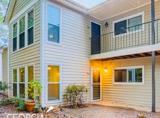 1113 Lake Pointe Cir, Roswell, GA 30075