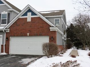 327 Heritage Trl, Circle Pines, MN 55014