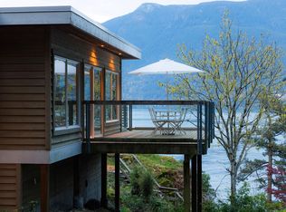 234 David Rd, Bowen Island, BC V0N1G1
