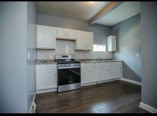 226 S London Ave #1, Rockford, IL 61104