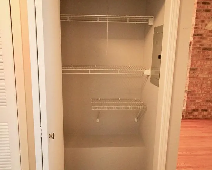 617 W Drummond Pl #3CE — Photo 16