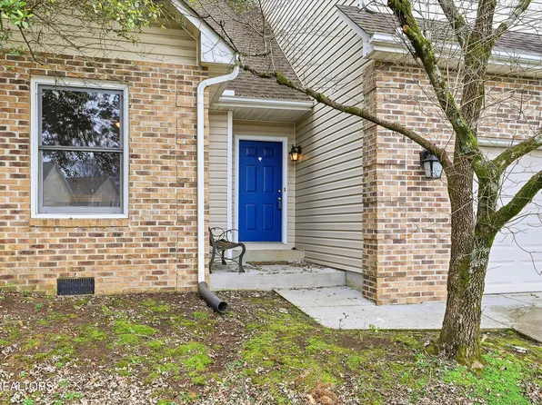 8500 Cypress Lake Dr E, Knoxville, TN 37923
