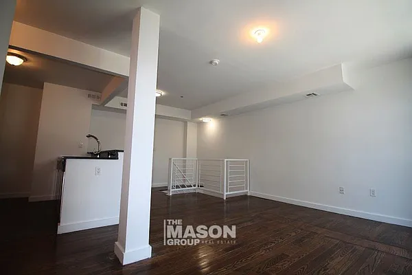 Rented by Mason Group LLC | media 30