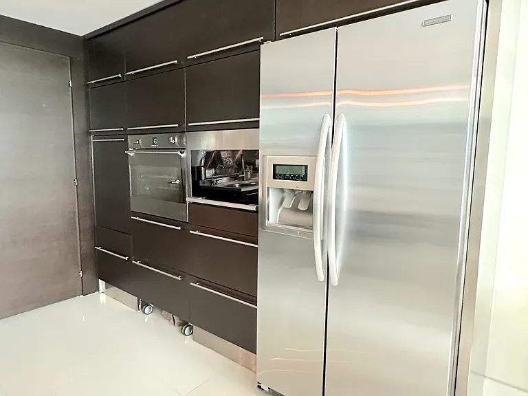 6000 Collins Ave #509 — Photo 15
