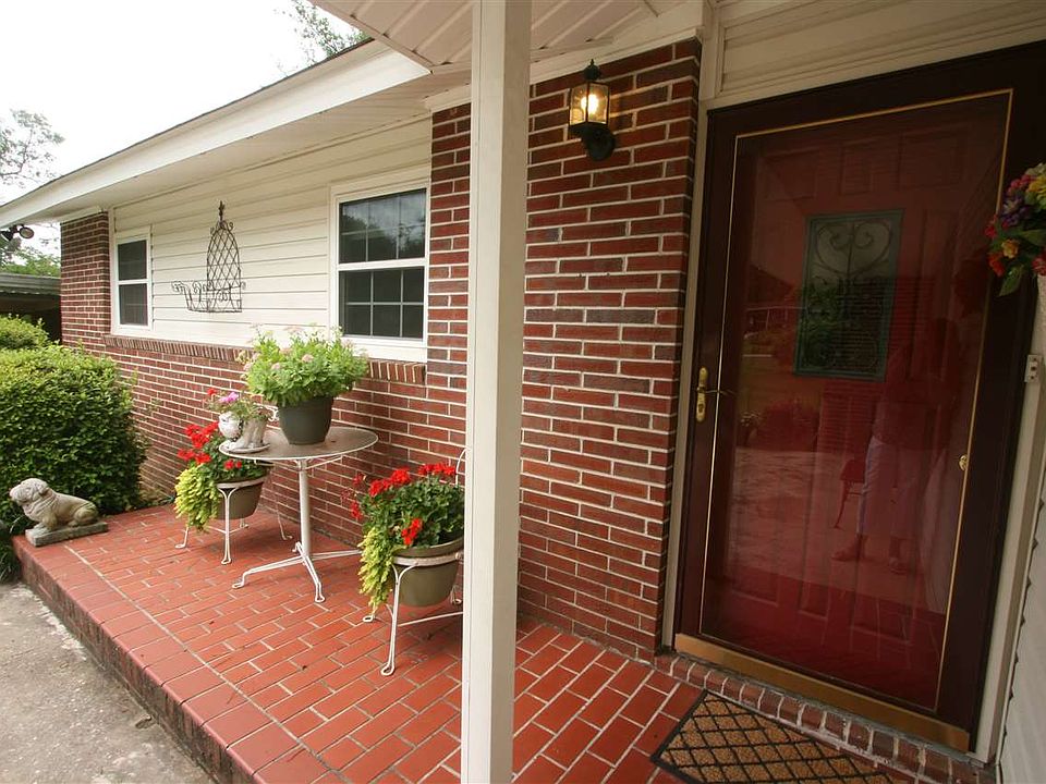 1st image of 103 Forest Hill Dr