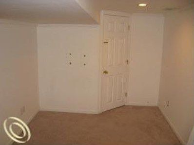 4th image of 315 S Winding Dr