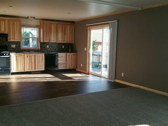 2nd image of 529 W Jackson Ave