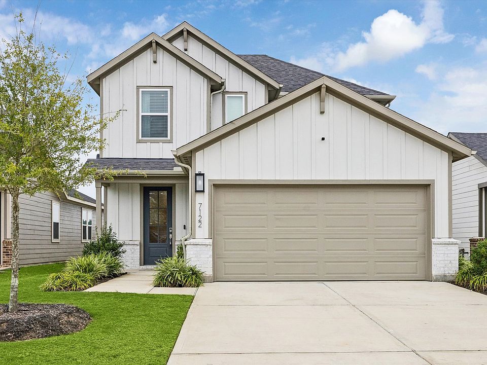 1st image of 7122 Clearwater Cove Dr