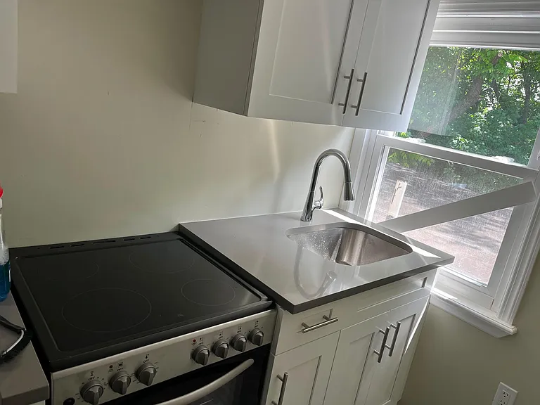 406 S 15th St #3 — Photo 2