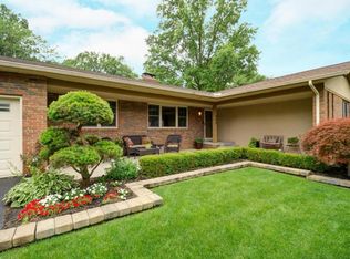 445 Fairlawn Dr, Columbus, OH 43214