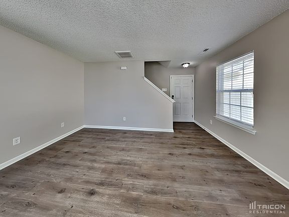 2nd image of 3015 Teton Dr