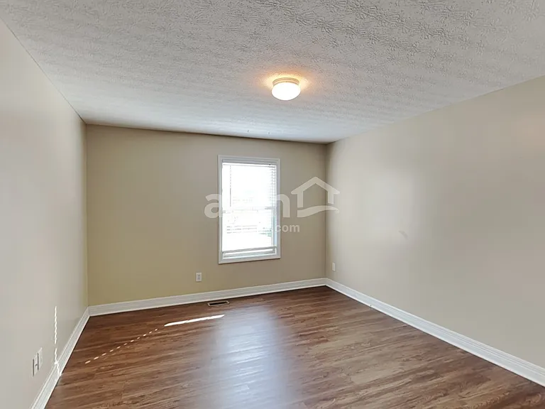 1739 Autumn Dr — Photo 15