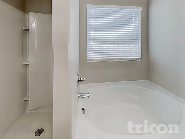 135 Coddington Ln — Photo 9