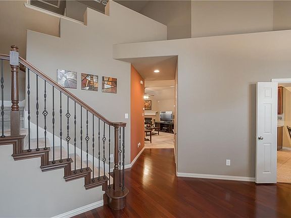 2nd image of 5632 Leven Ln