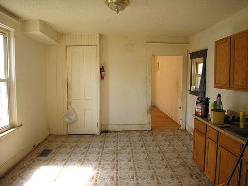 3rd image of 2522 Liddell St