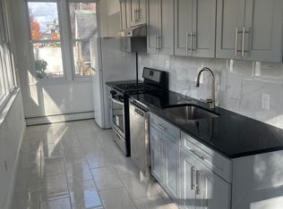 3363 191st St, Flushing, NY 11358