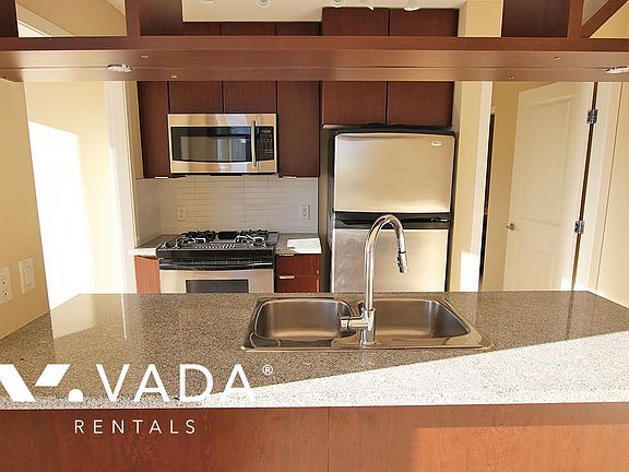 5th image of 1001 Richards St #1806