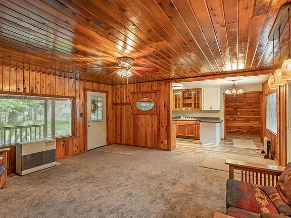 4th image of 7594 Eastwood Way