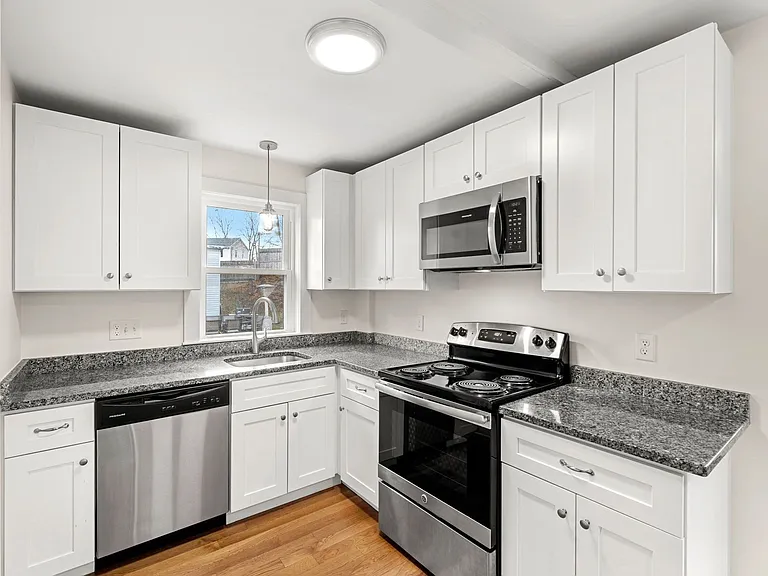 5 Lafayette Rd #1 — Photo 9