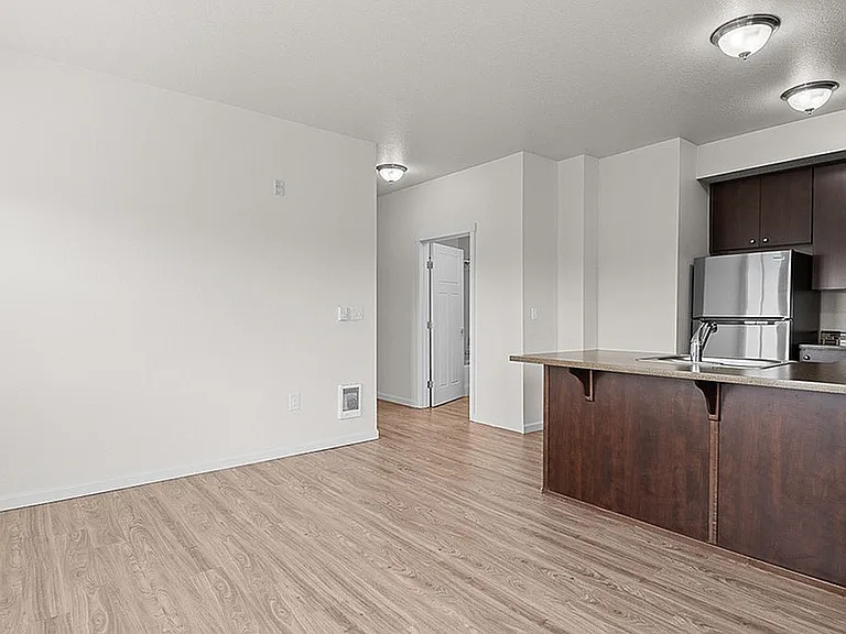 Element 170 Apartments — Photo 49