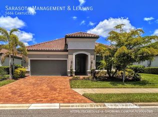 5664 Cantucci St, Nokomis, FL 34275