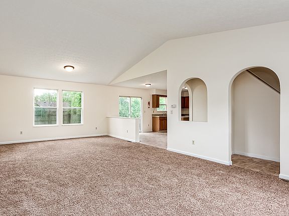 3rd image of 1823 Saint Lawrence Dr