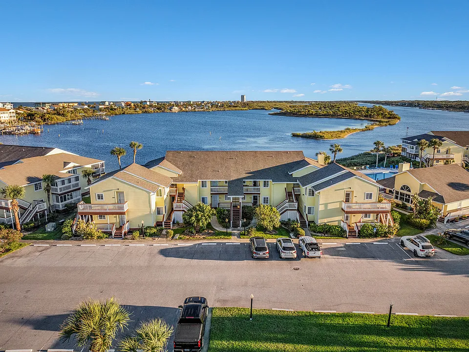 608 Ocean Marina Dr