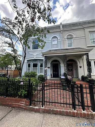 404 N Shields Ave Photo 1