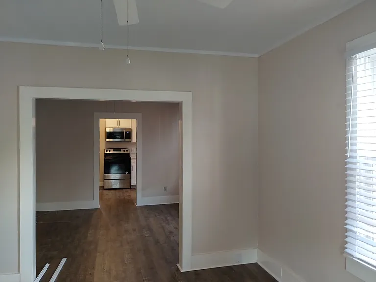 209 Lamont St — Photo 7