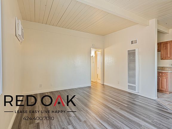 5th image of 515 1/2 S Stewart Dr #7